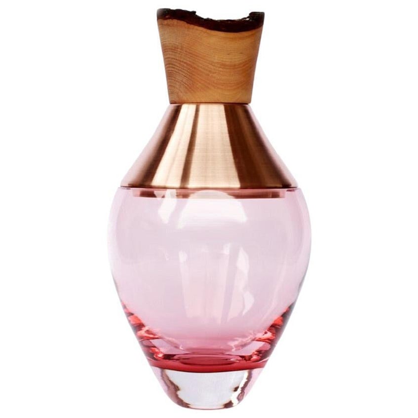 Petit vase d'Inde rose I, Pia Wüstenberg en vente