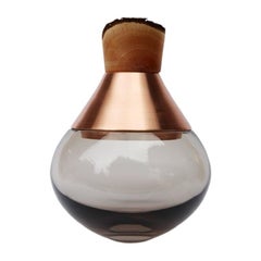 Petit vase d'Inde fumé II, Pia Wüstenberg