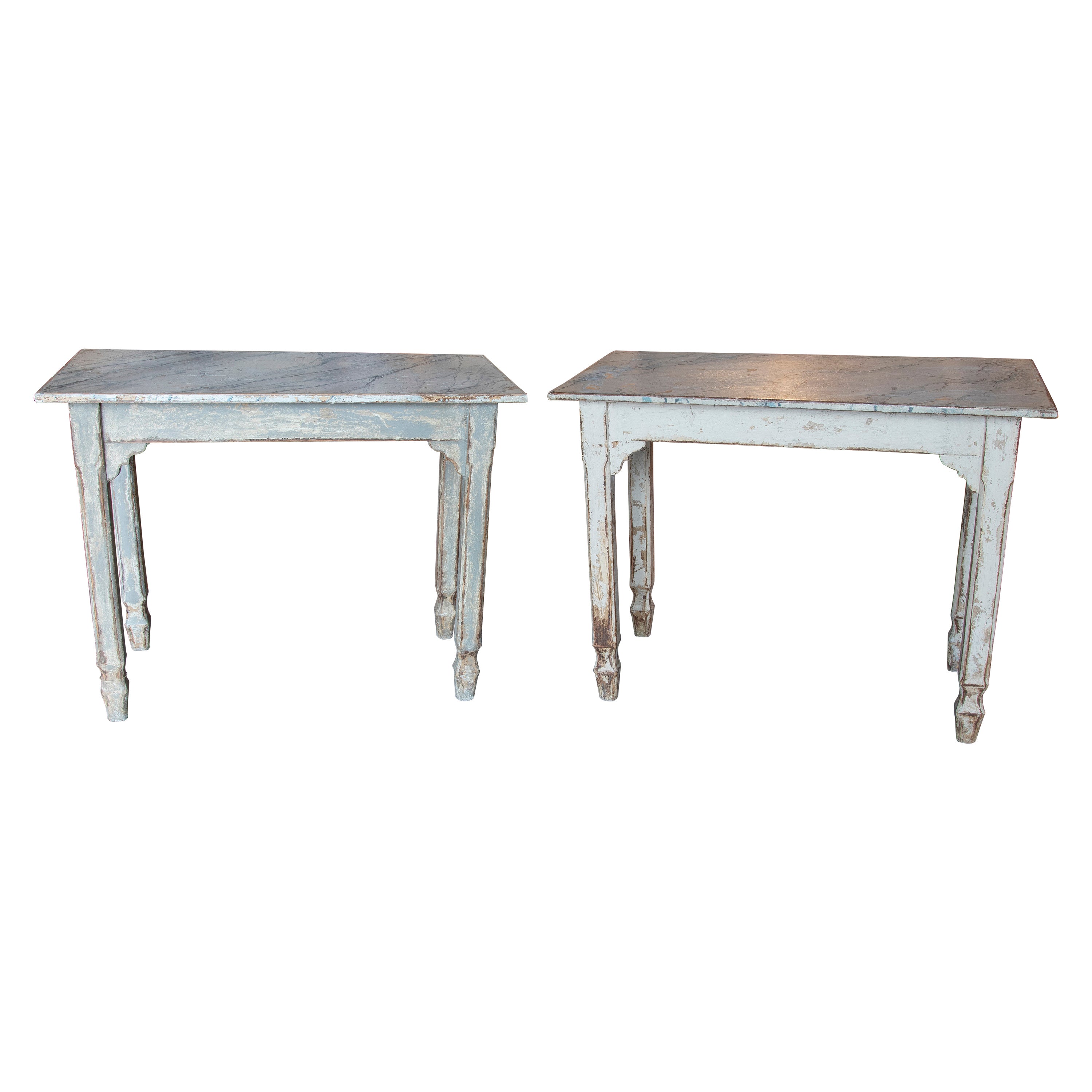 Spanisches Paar Holztische mit handbemaltem Marmor im Angebot