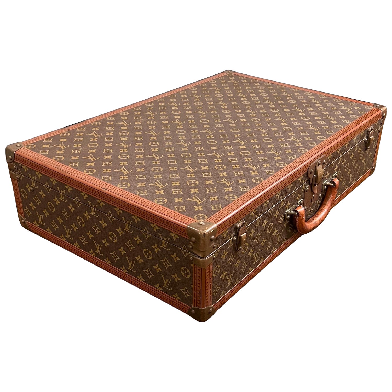 Sold at Auction: A 1980/90s Louis Vuitton canvas monogram suitcase