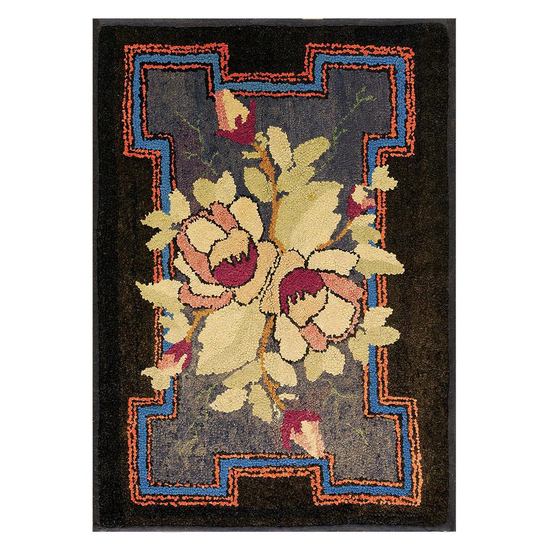 Early 20th Century American Hooked Rug ( 2'3" x 3' - 68 x 92 ) 