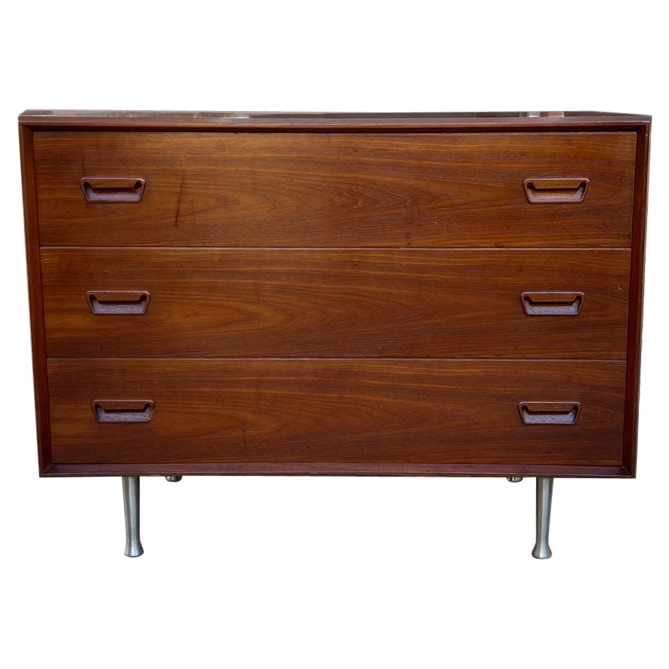 Cassettone singolo danese Mod degli anni '60 in legno di teak dalla Danimarca