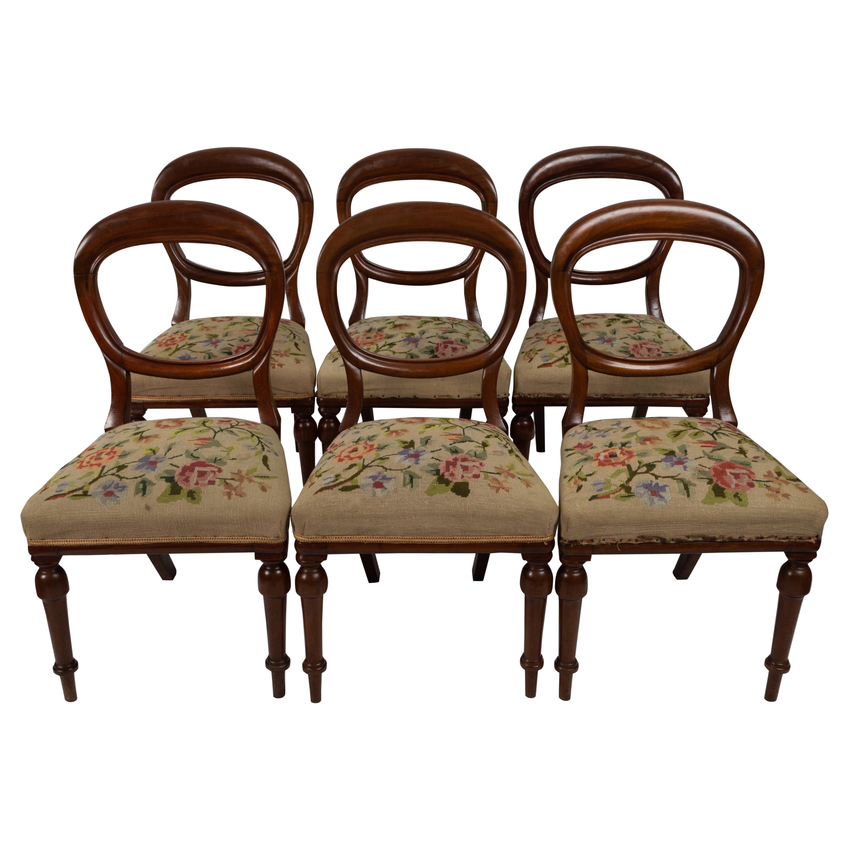 Ensemble de six anciennes chaises à dossier ballon en acajou anglais du 19e siècle vers 1860