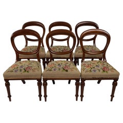 Ensemble de six anciennes chaises à dossier ballon en acajou anglais du 19e siècle vers 1860