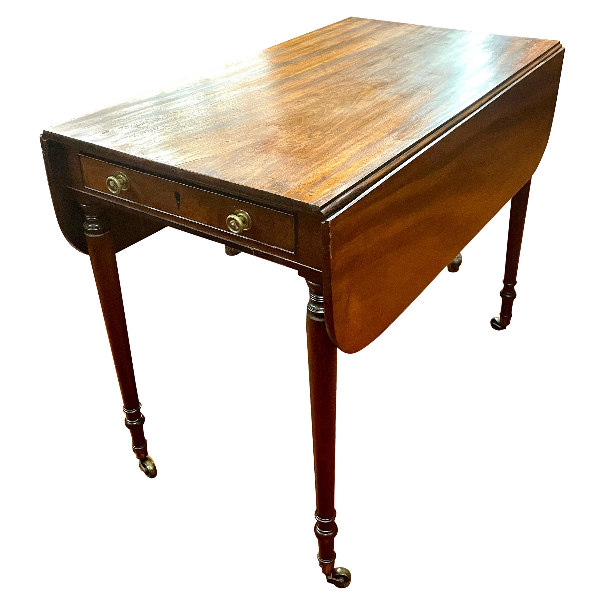 English George III Figured Mahogany Sheraton Style Drop-Leaf Pembroke Table For Sale