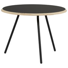Table basse Fenix en stratifié noir 75 cm par Nur Design