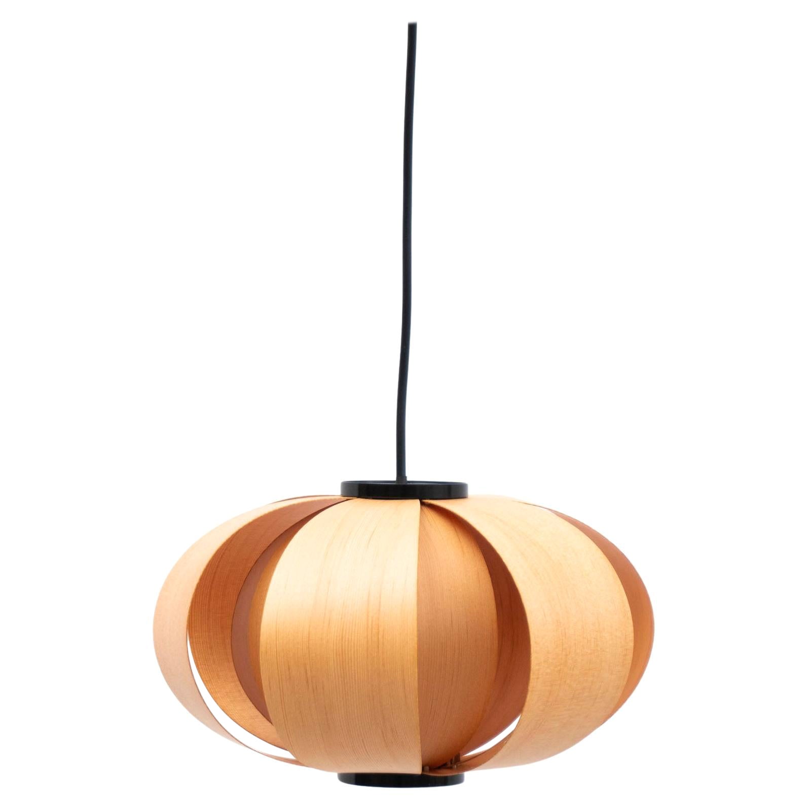 Mini lampe suspendue Disa en bois de Coderch par Tunds