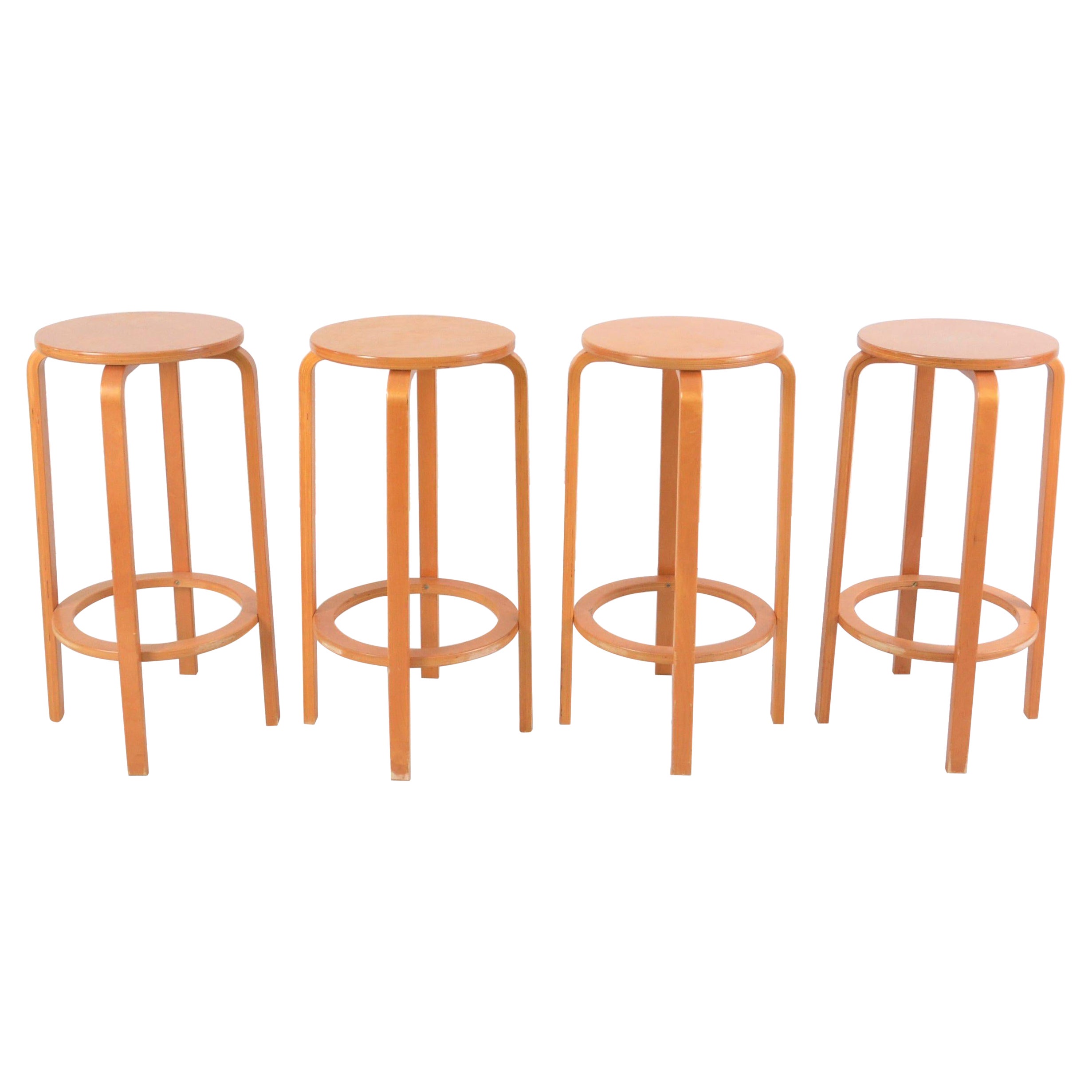 Tabouret de bar vintage en bois cintré à la manière d'Alvar Aalto / IKEA - Lot de 4