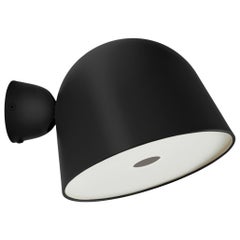 Lampe murale Kuppi noire de Mika Tolvanen