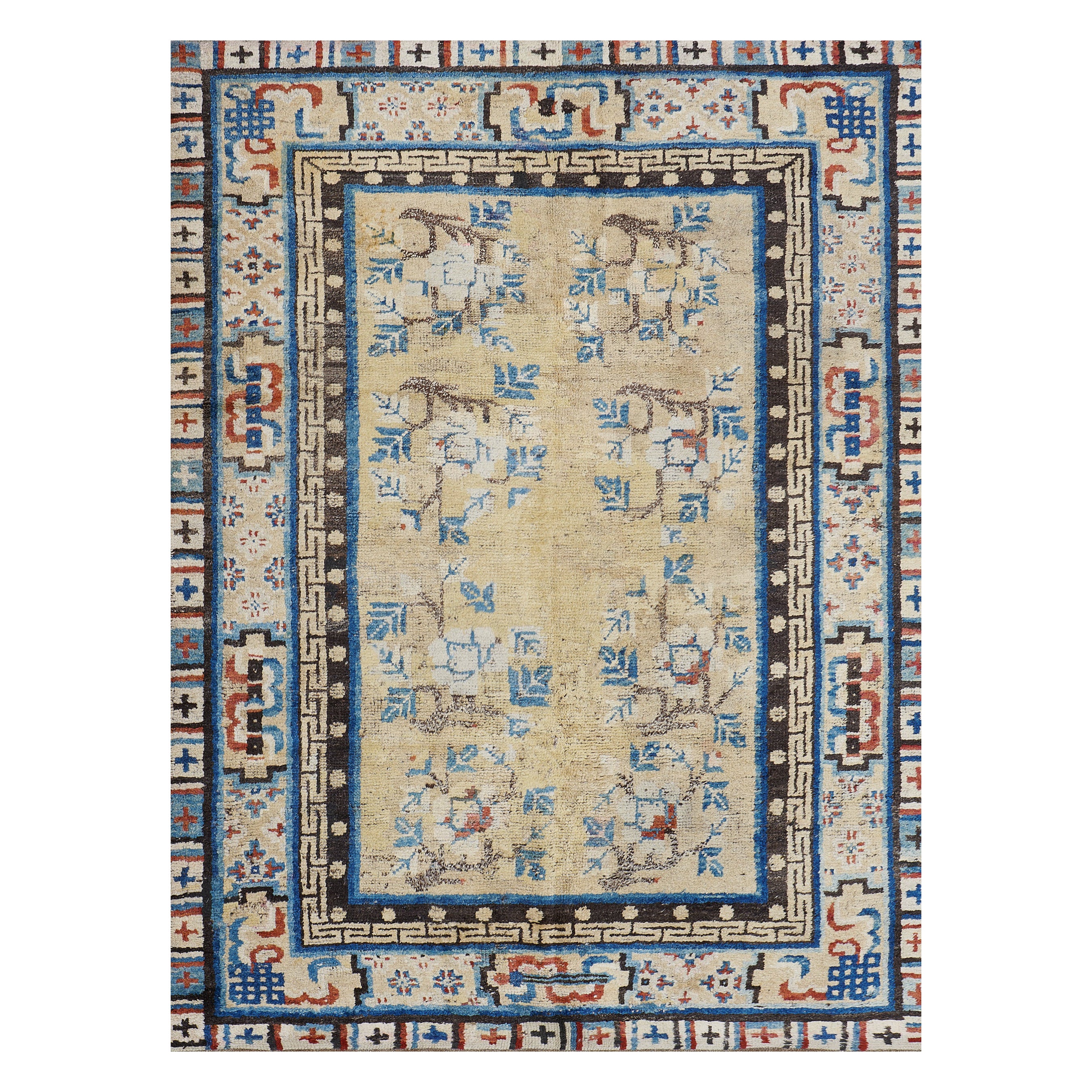 Late 19th Century Traditional Handwoven Chinese Deco Rug For Sale