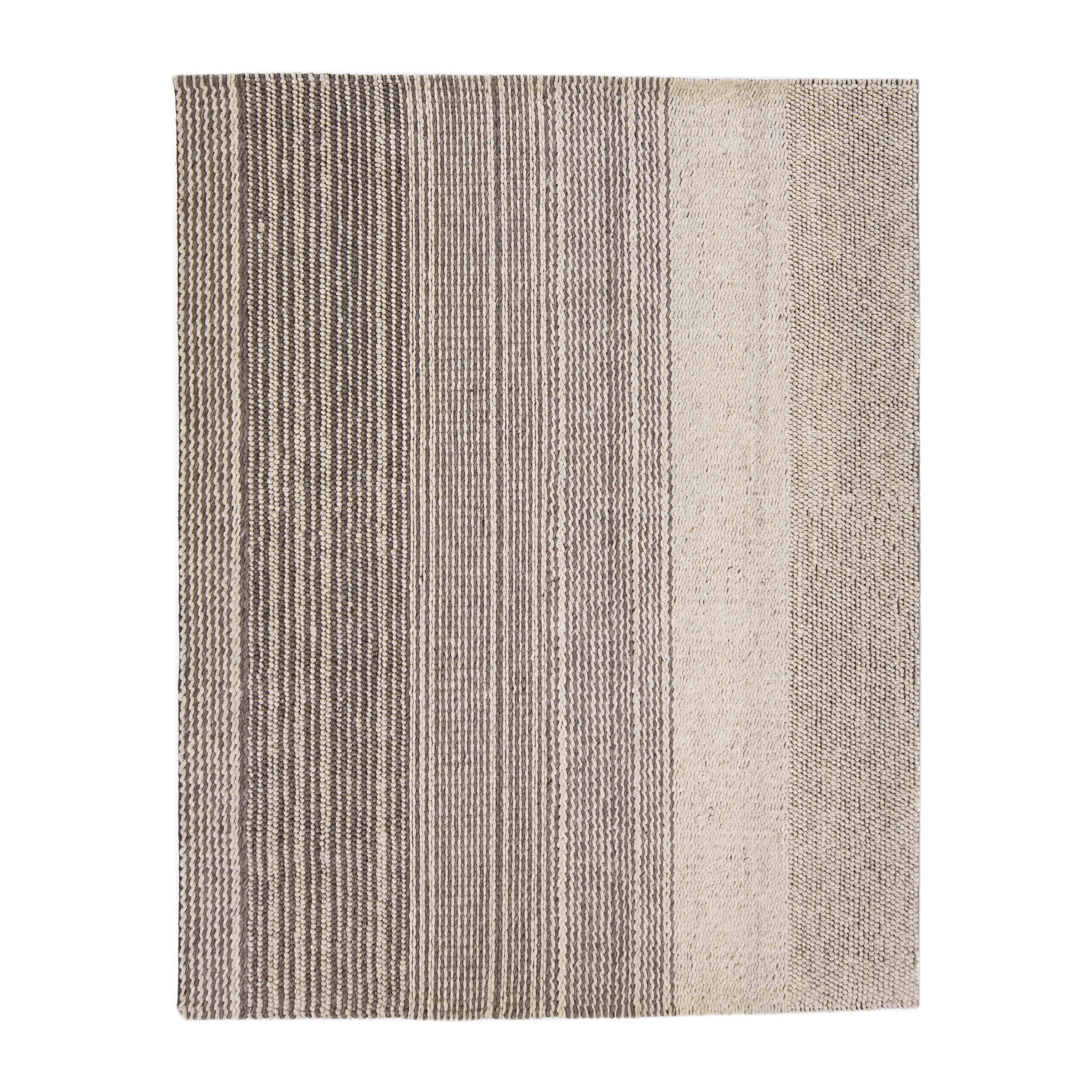 Handmade Modern Minimalist Texture Style Wool Rug with Beige Color Field For Sale