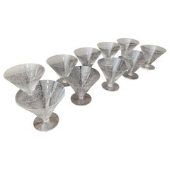 20th Century French Set of 10 Champagne Glasses in the Taste of Baccarat, 1930s