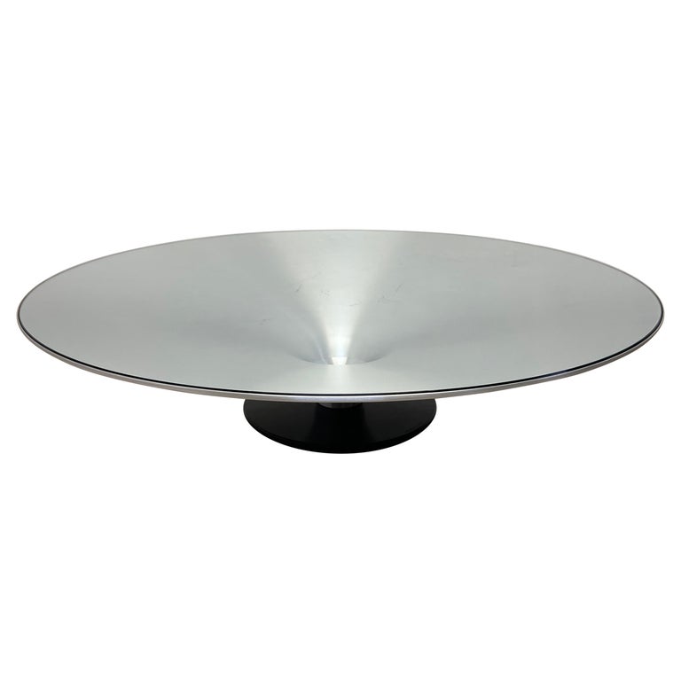 Vincenzo Maiolino Ovni Cocktail Table with Clear Glass for Roche Bobois at  1stDibs | coffee table roche bobois, ovni roche bobois