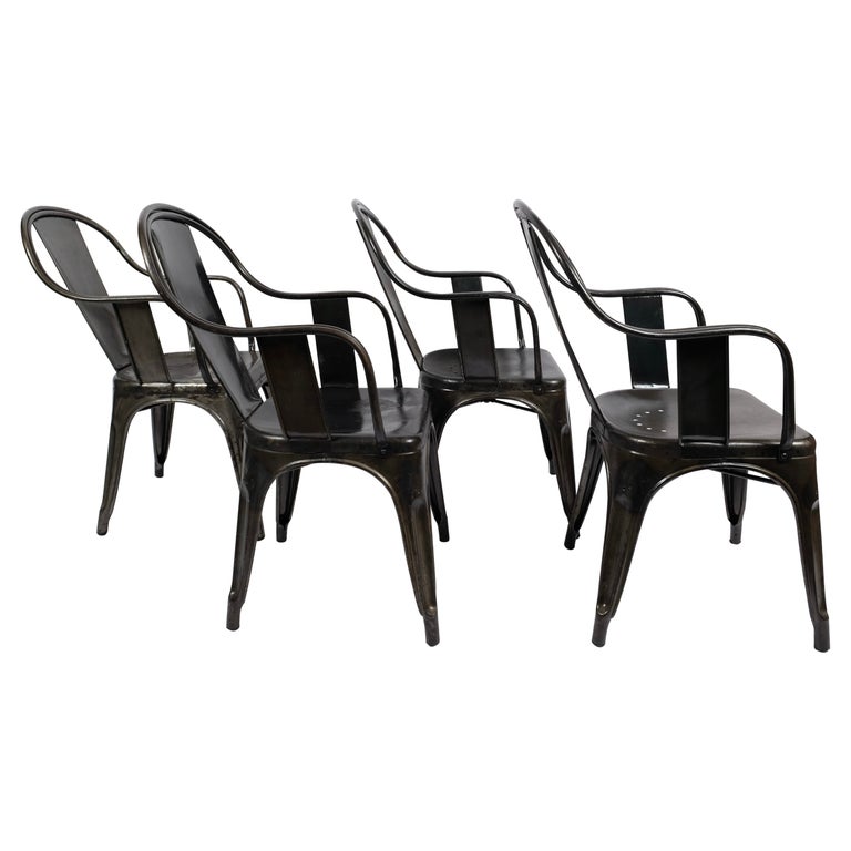 Ensemble de 4 fauteuils Tolix modèle C vintage Xavier Pauchard sur 1stDibs