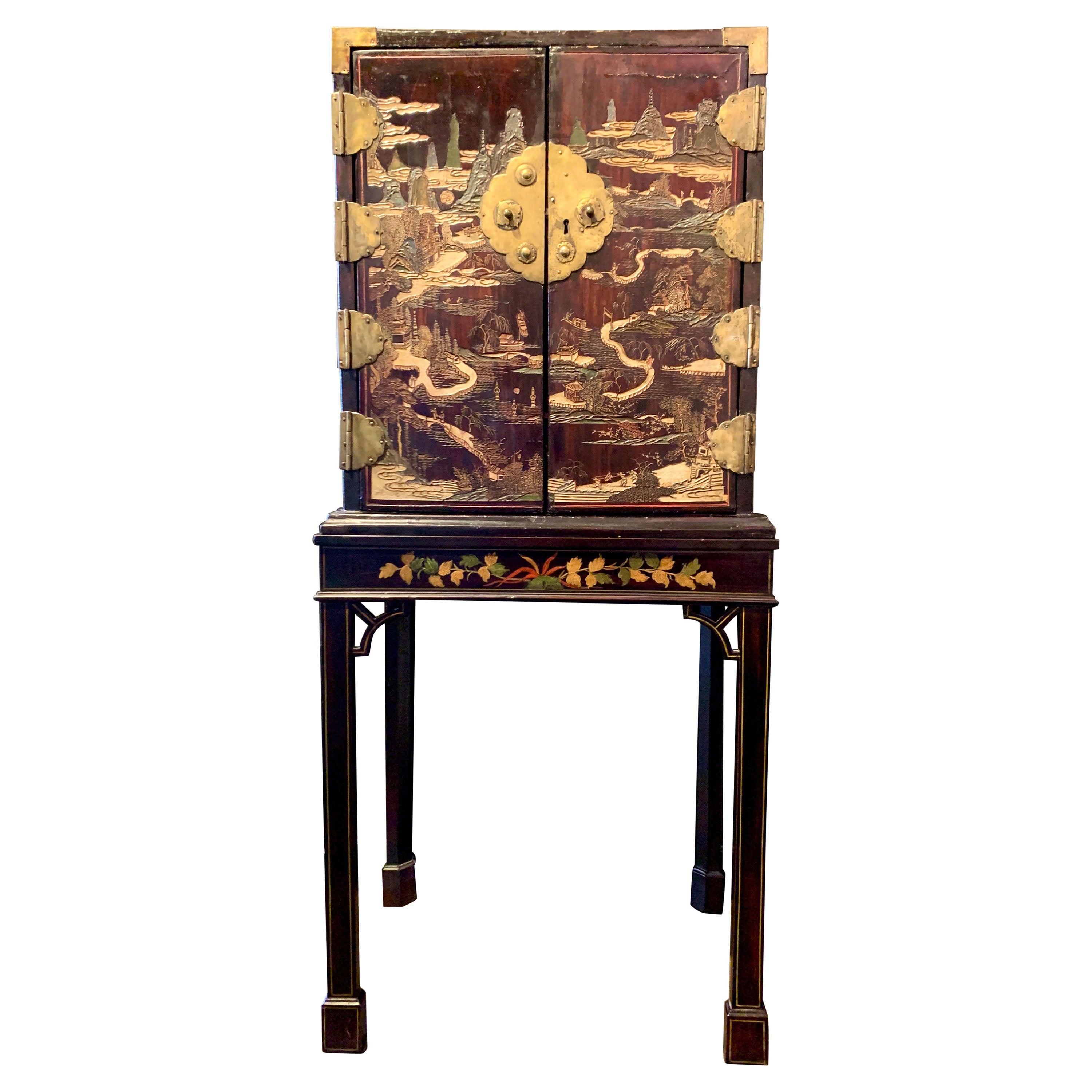 Chinese Export Coromandel Lacquer Cabinet on Stand, Mid-19th Century, China For Sale