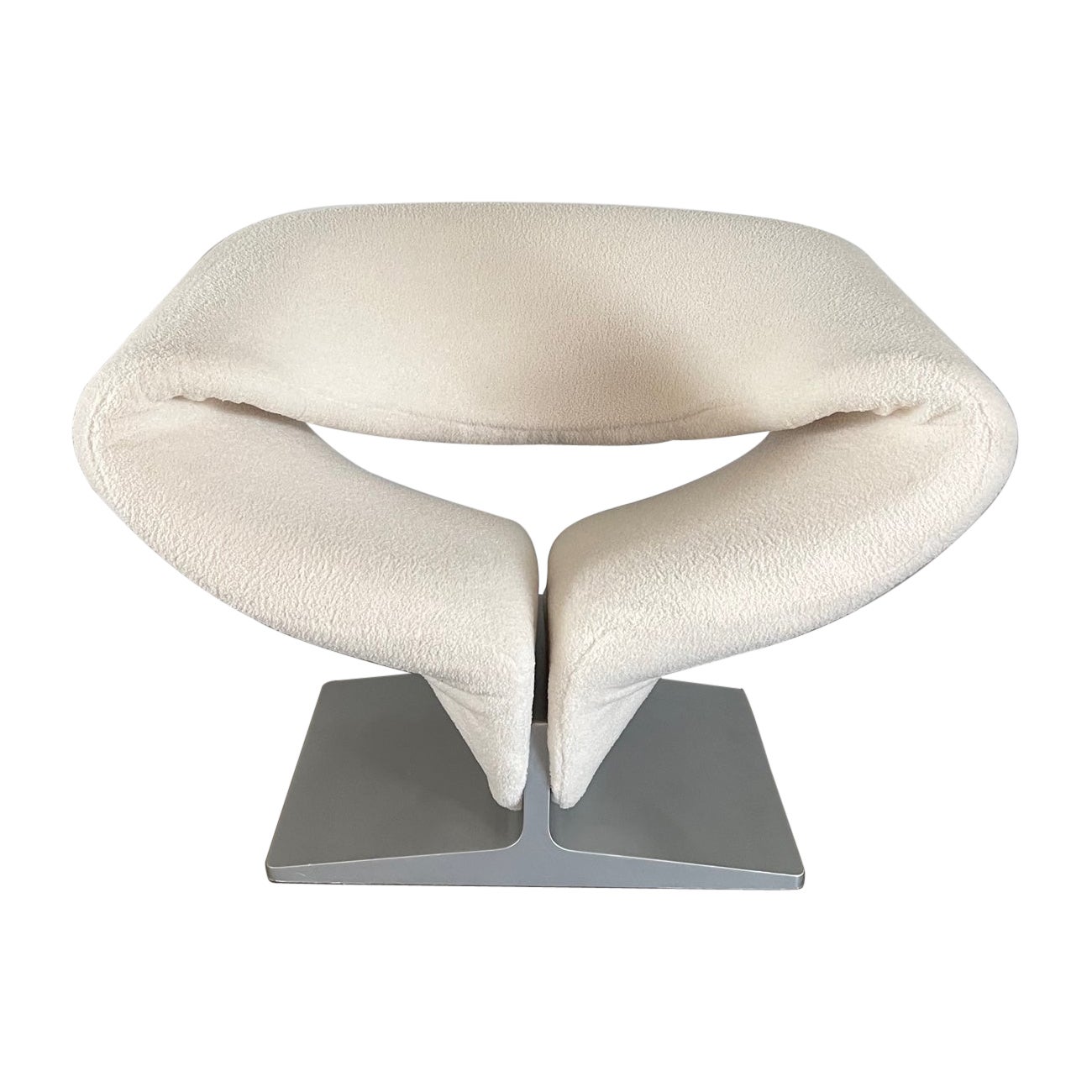 Pierre Paulin "Ribbon" Lounge Chair in Boucle for Artifort, Netherland For Sale