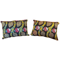 Retro Uzbekistan Suzani Cushion Made of Silk and Cotton Fabric in Bright Colours