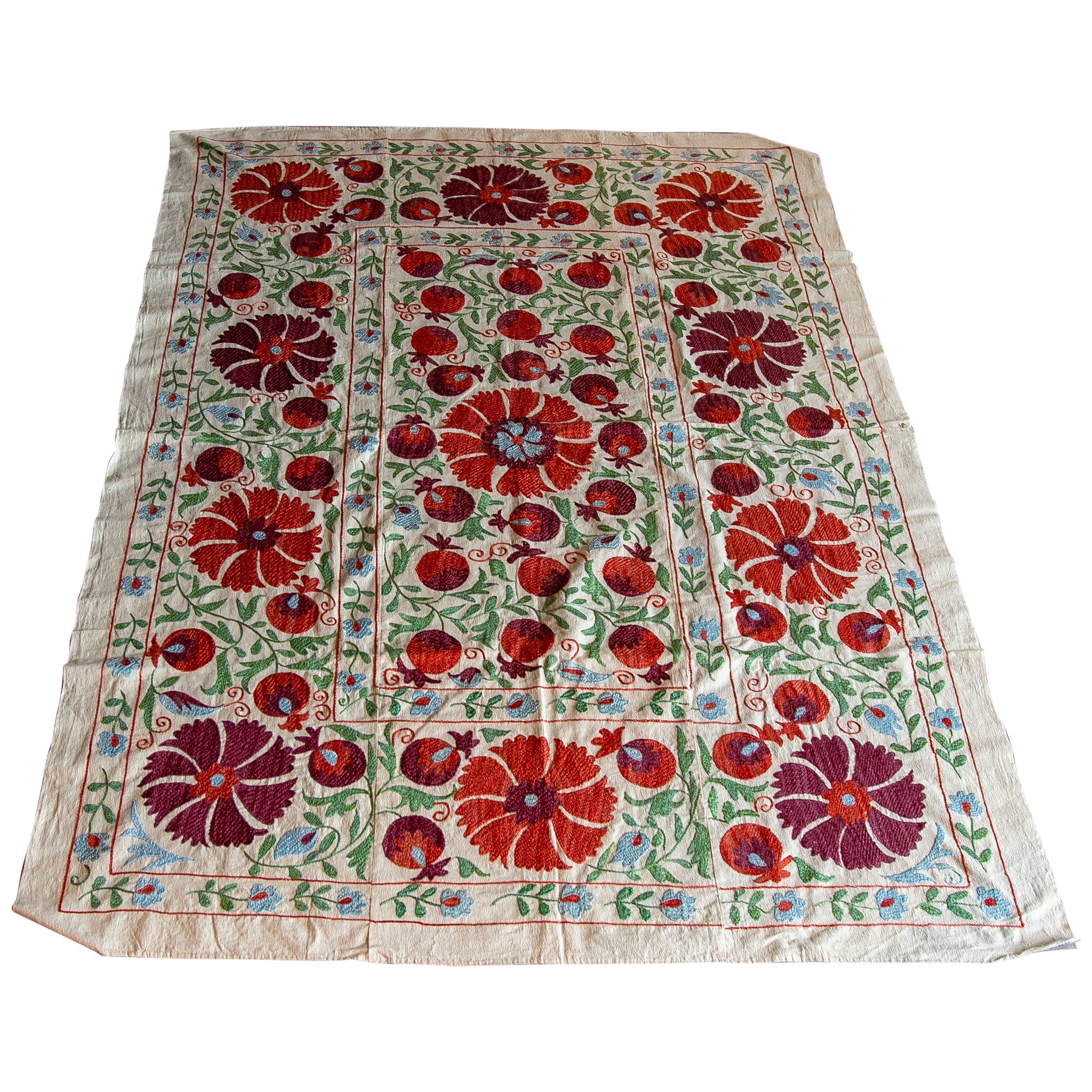 1970s Uzbekistan Suzani Carpet in Typical Colours For Sale