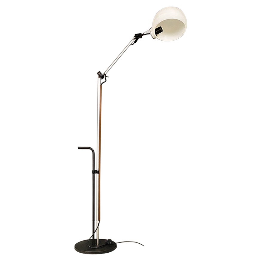 Italienisches modernes Aggregato aus Eisen-Metall Kunststoff  Lampe von Enzo Mari Artemide, 1970er-Jahre