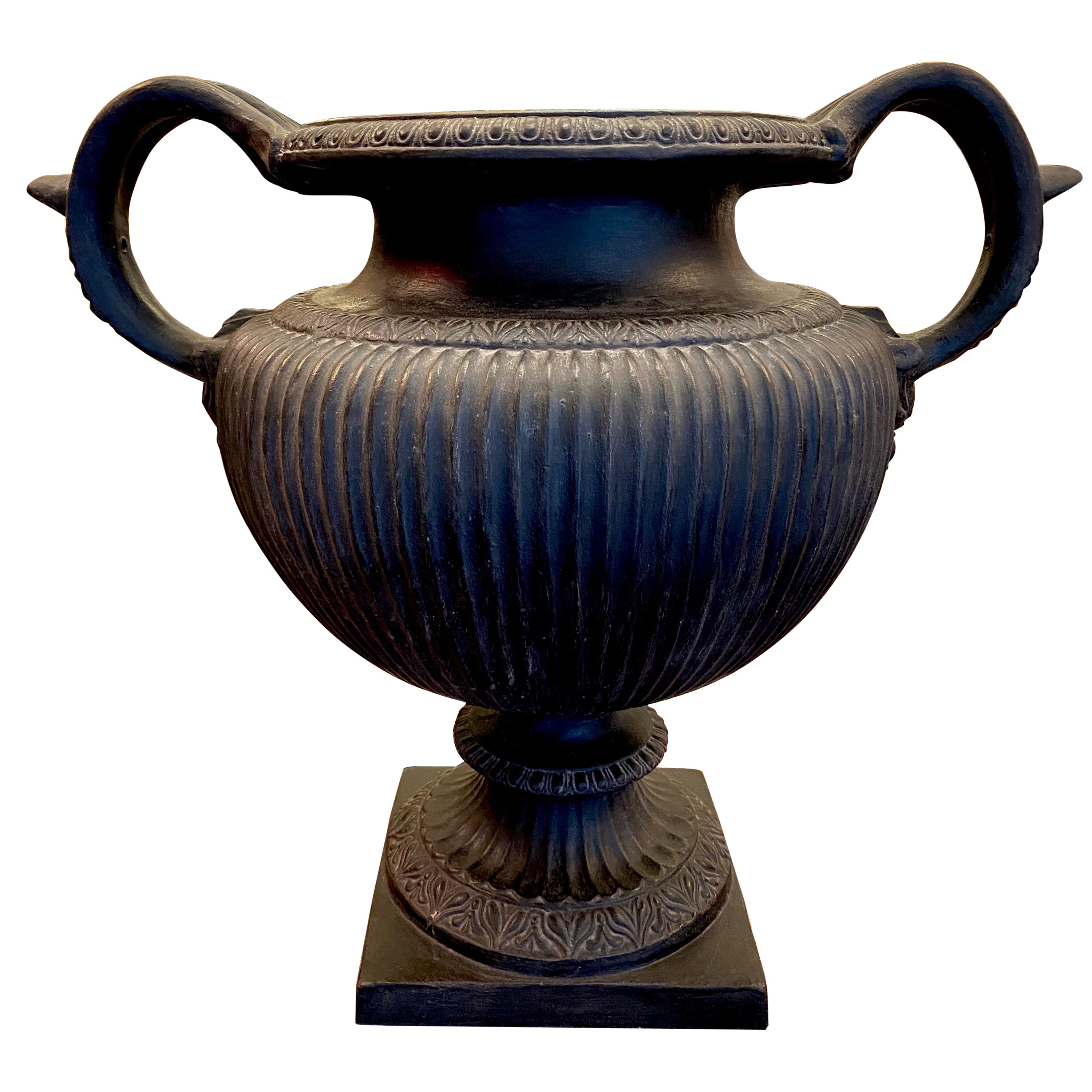 Vase néoclassique italien du XIXe siècle en terre cuite à fond noir