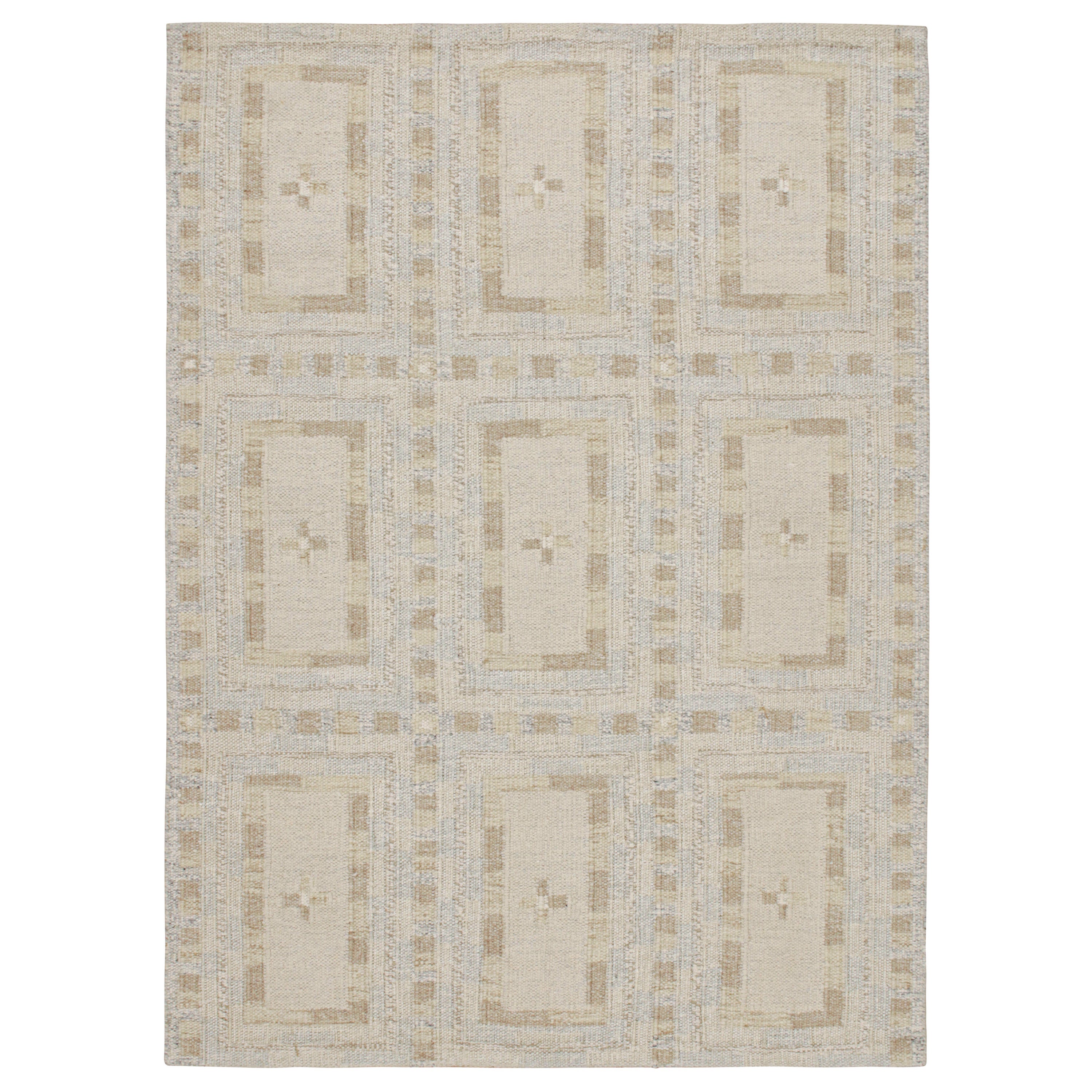 Rug & Kilim's skandinavischer Stil-Kilim in Weiß mit beigefarbenen geometrischen Mustern