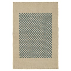 Rug & Kilim's Sofreh-Stil Persischer Kilim in Beige mit blauem Schachbrett-Muster