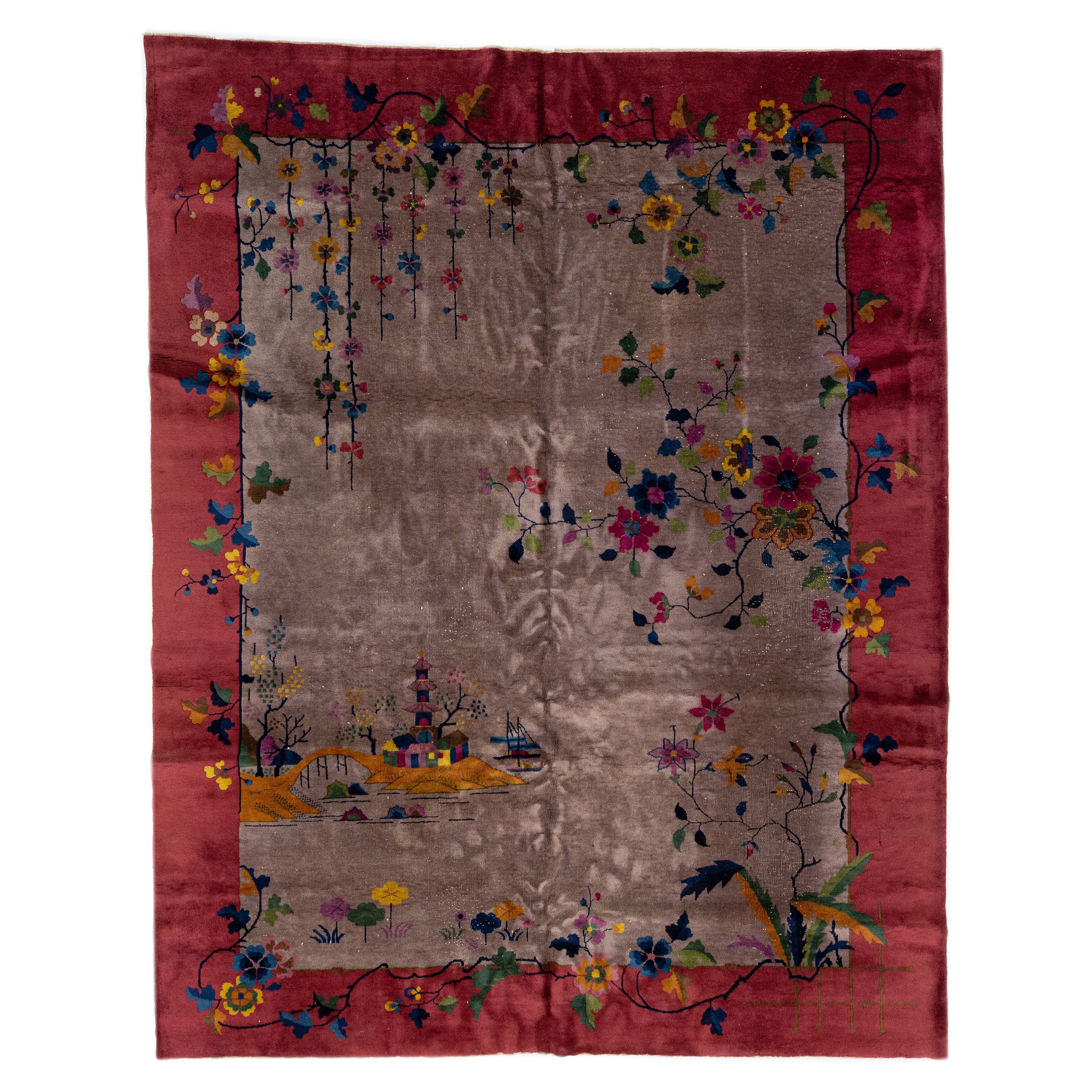 Antiker chinesischer handgefertigter Art-Déco-Wollteppich in Braun und Rot