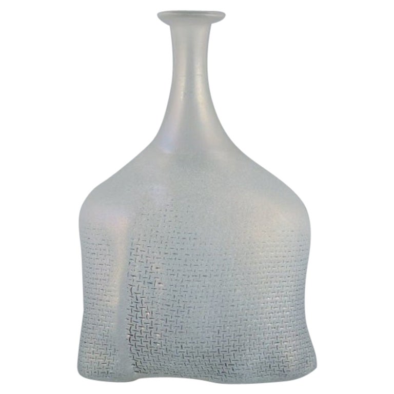 Bertel Vallien for Kosta Boda, Vase / Bottle with Blue Tones in Art Glass For Sale