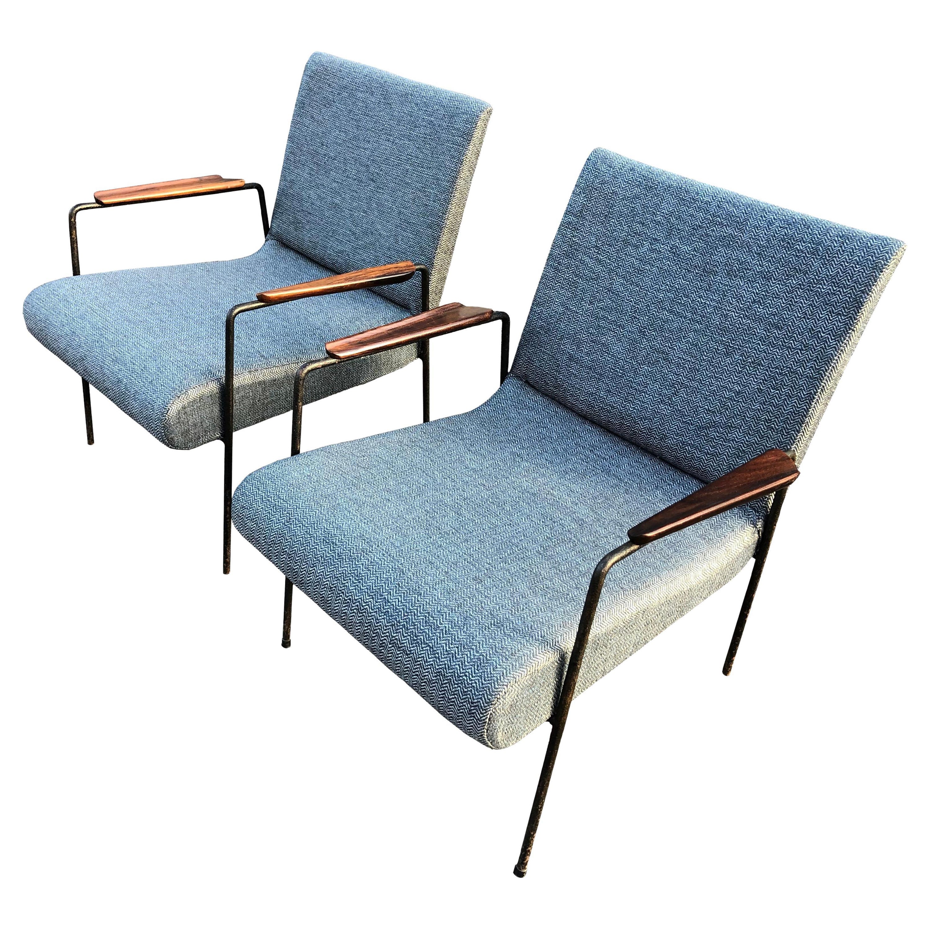 Pair of Leve Metal Armchairs by Joaquim Tenreiro For Sale