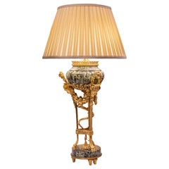 Grande lampe à trépied en marbre et bronze doré du 19ème siècle