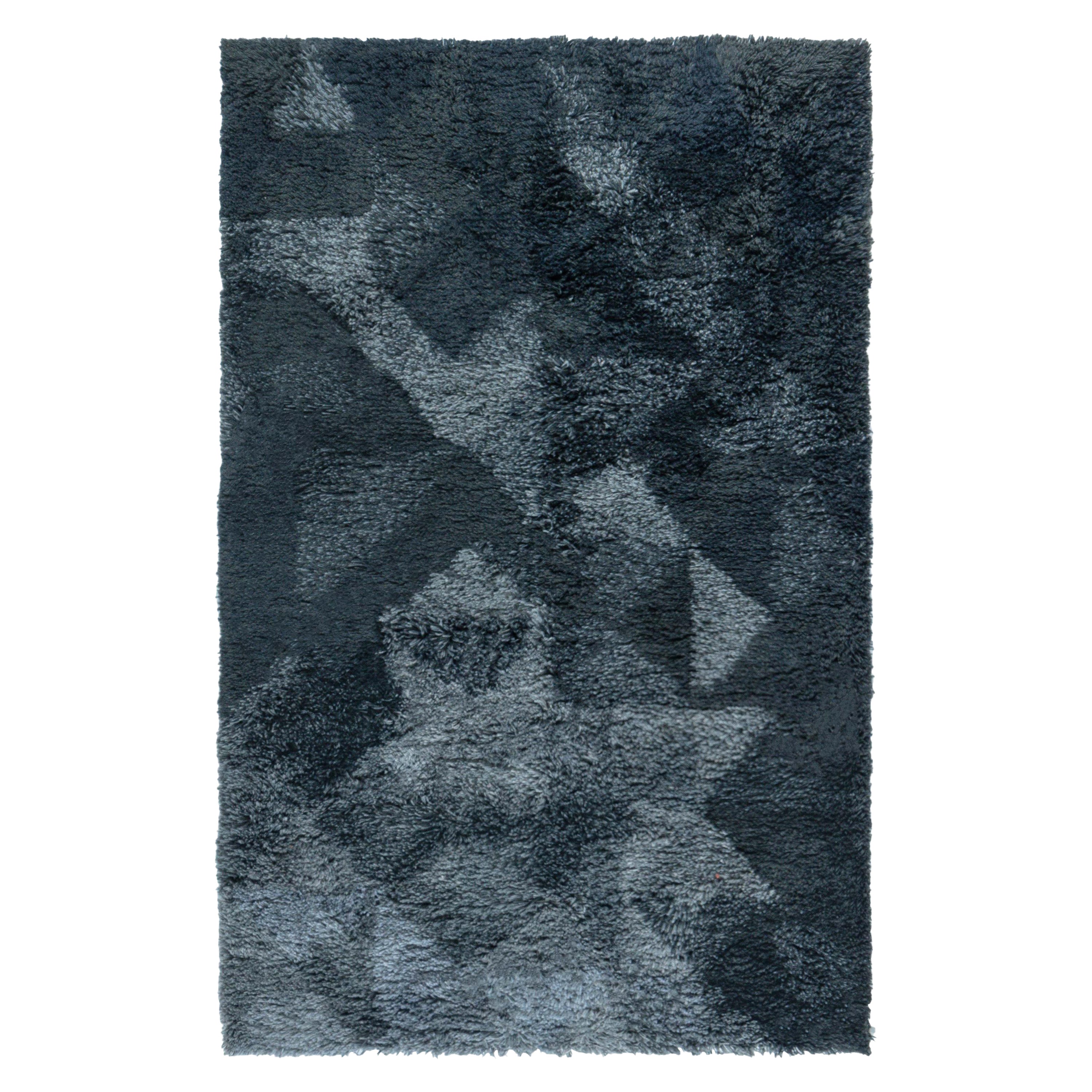 Minimalist Berber Bohemian LowPile Wool Shag Hand knotted Ivory Rug