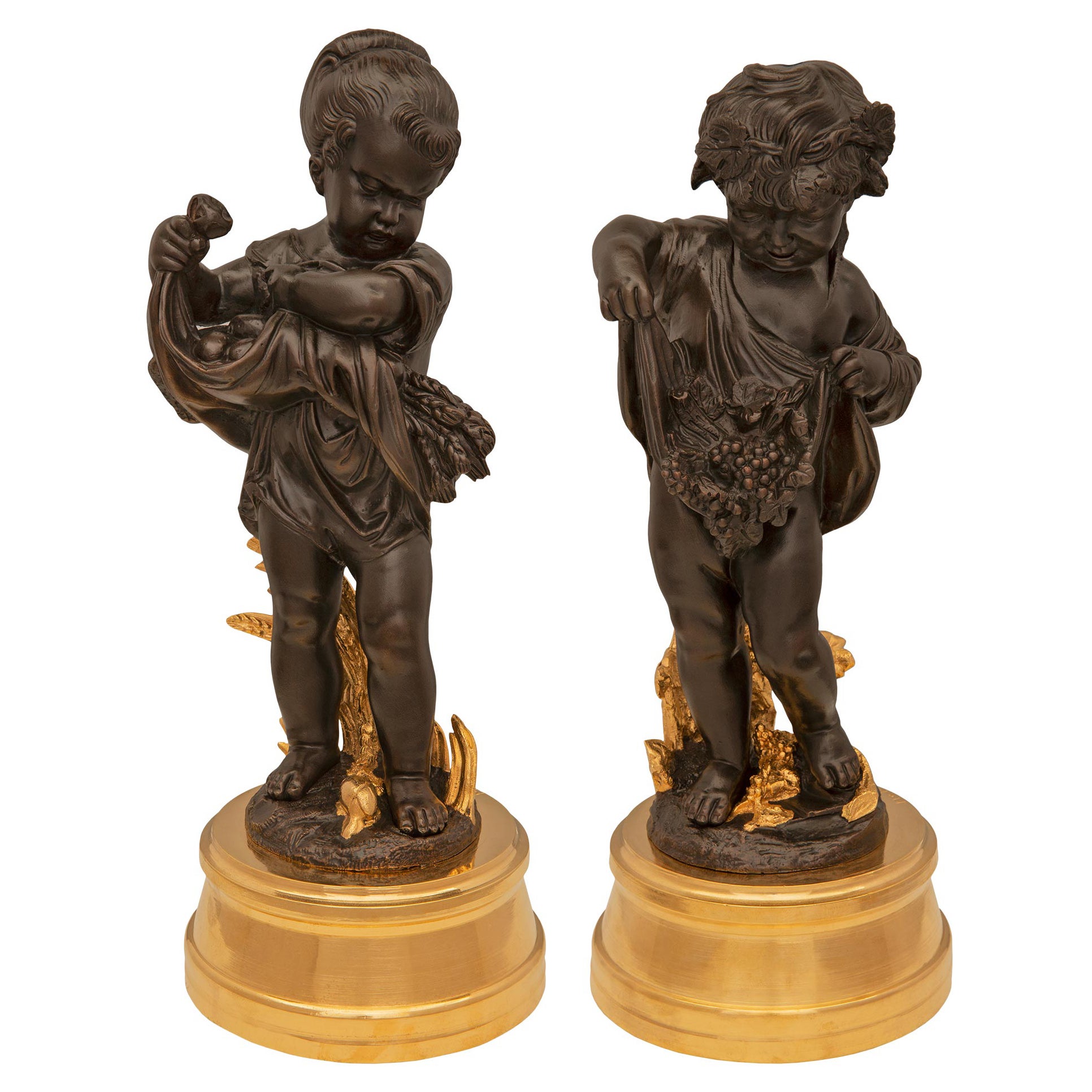 es Paar französische Louis-XVI-Statuen aus Bronze und Goldbronze aus dem 19. Jahrhundert