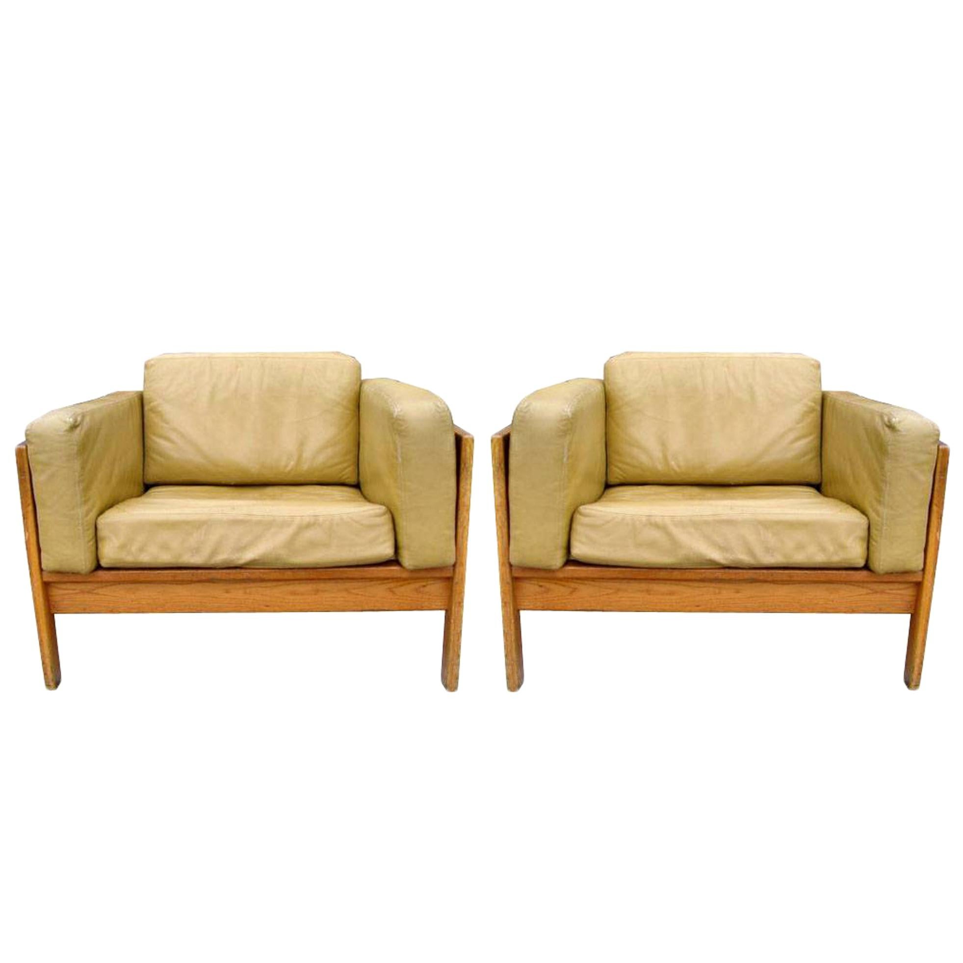 Bastiano Scarpa Style Lounge Chairs