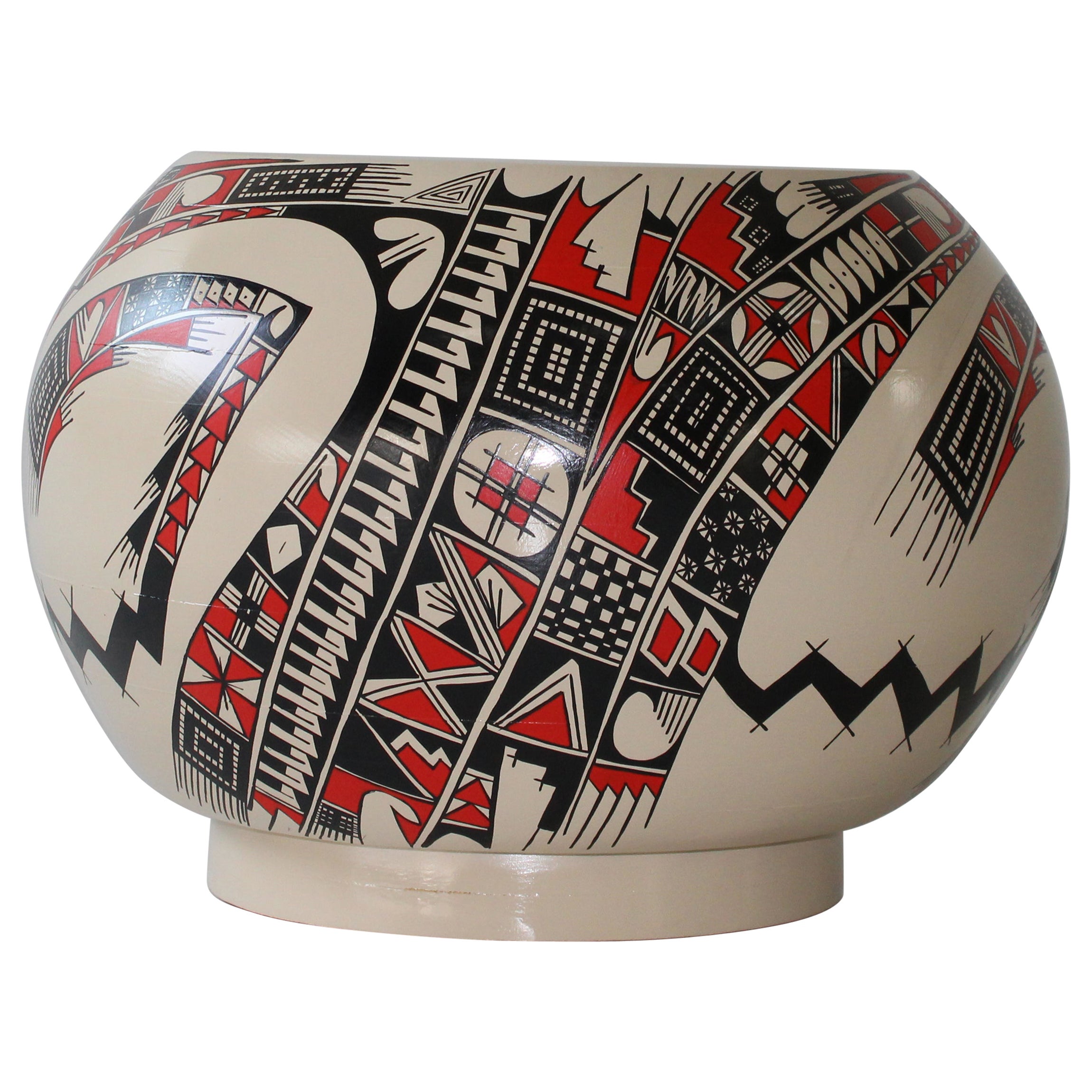 Mata Ortiz „Olla-Hocker II“ von Brera Studio, Hector Gallegos y Laura Bugarini im Angebot