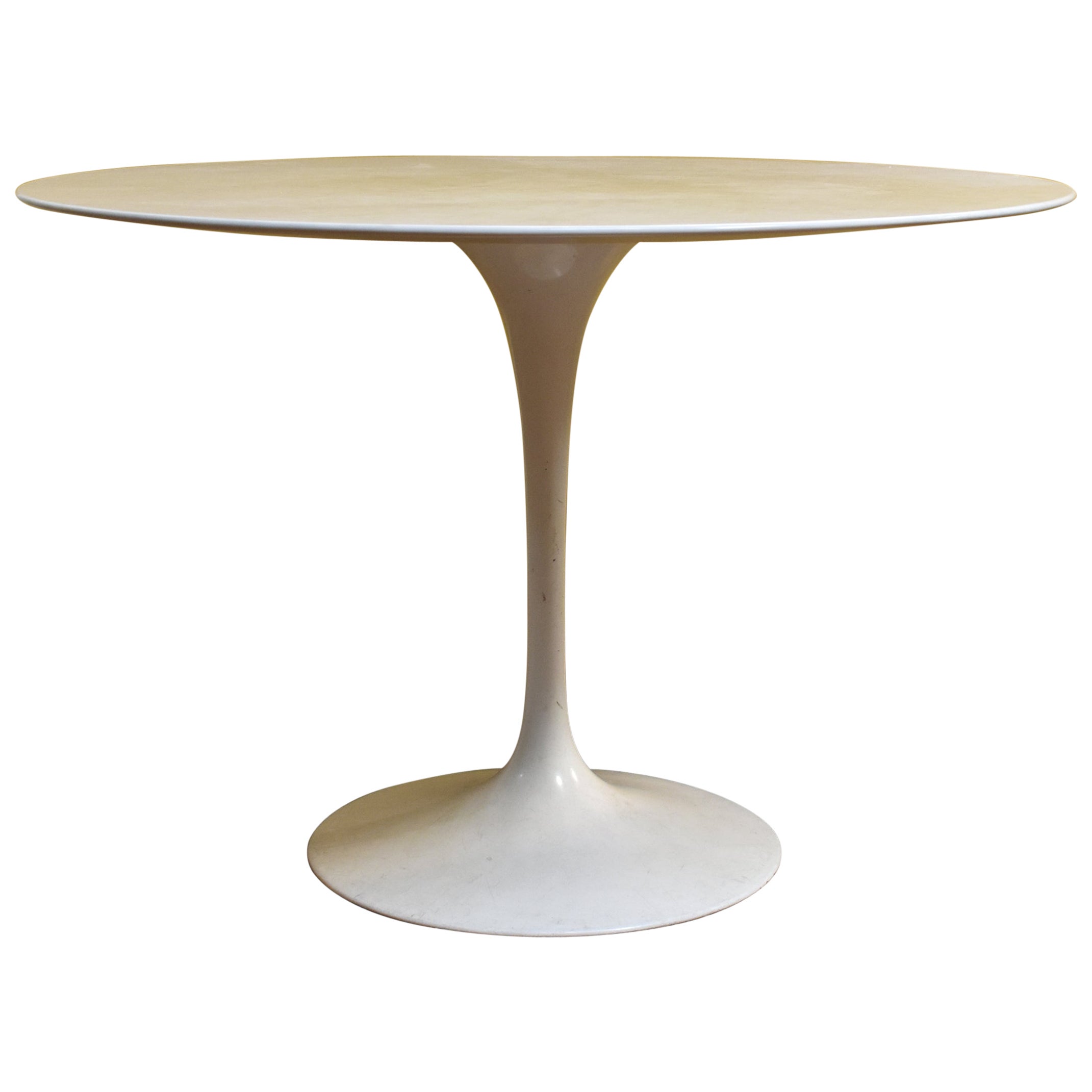 Tulip, Eero Saarinen Pedestal Round Table, by Knoll, 1970, Top in White Marble