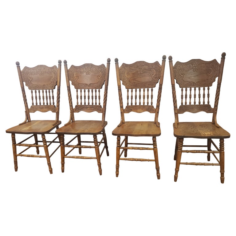 Set of 4 MidCentury Pressback Spindle Oak Country Dining Chairs For