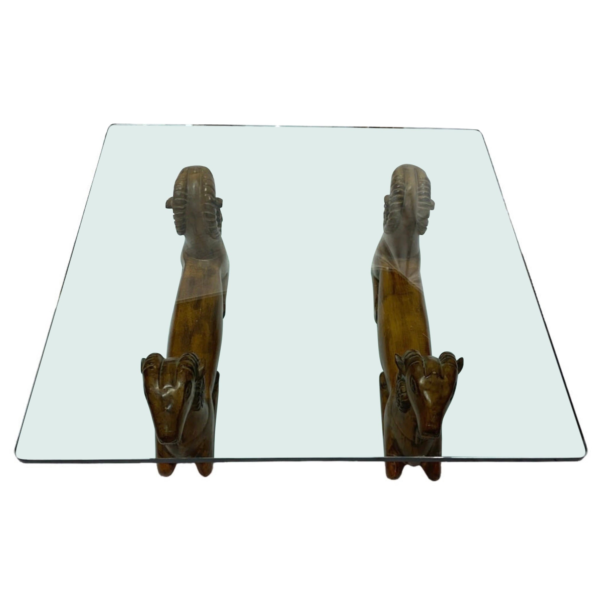 Table basse à double tête de bélier, base en bois