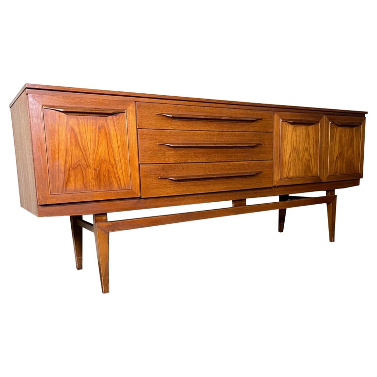 MidCentury Modern Teak Credenza Made in England For Sale at 1stDibs