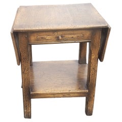 Early American Oak Drop-Leaf Side Table with Pull-Out Tray, circa 1890s