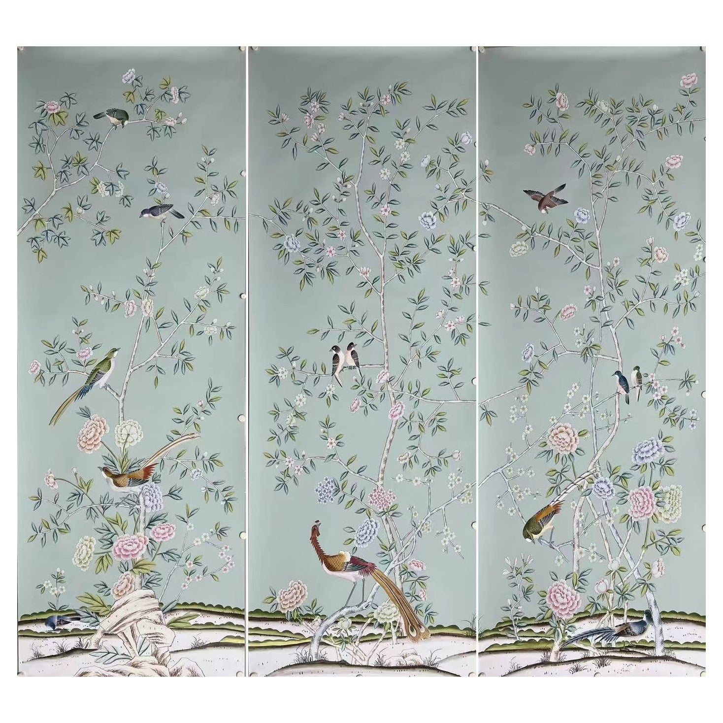 Chinoiserie-Tafeln, handbemalte Wandteppiche auf blauer Seide – 3 Tafeln