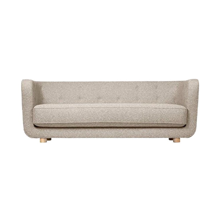 Sahco Zero Vilhelm-Sofa aus dunklem Beige und natürlicher Eiche von Lassen