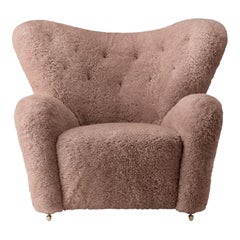 Fauteuil de salon The Tired Man en peau de mouton Sahara de Lassen