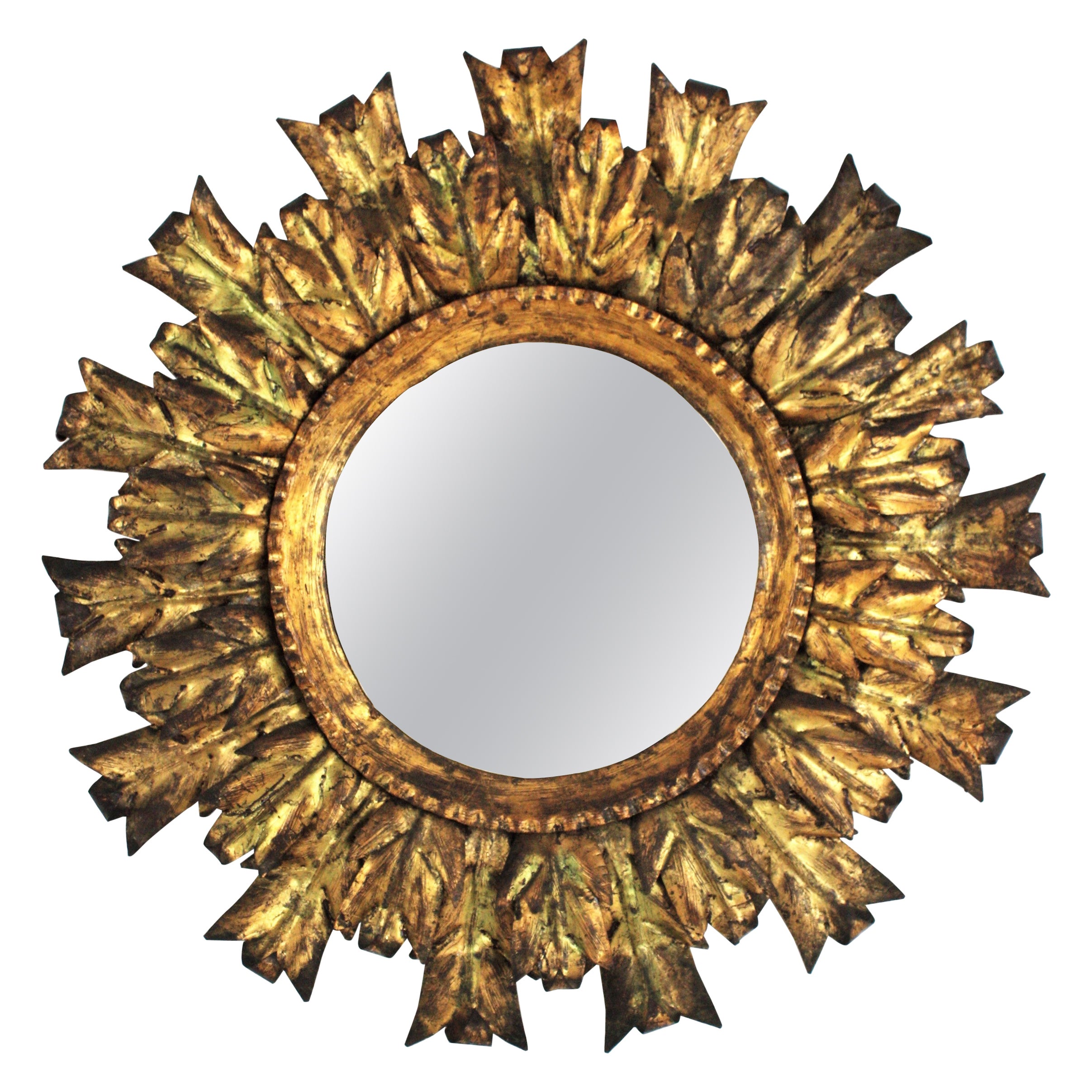 Miroir espagnol brutaliste Sunburst en métal doré, années 1950