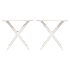 Tables d'extrémité Gazelle V2 en laque blanche de Stamford Modern