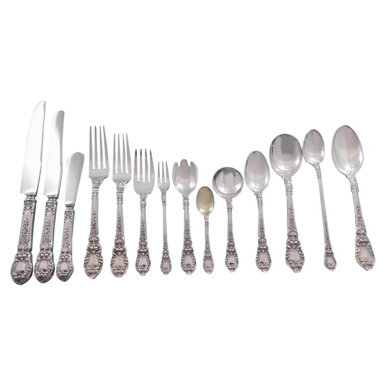 Charles II by Lunt Sterling Silver Flatware Set for 12 Service 174 Pieces Dinner For Sale
