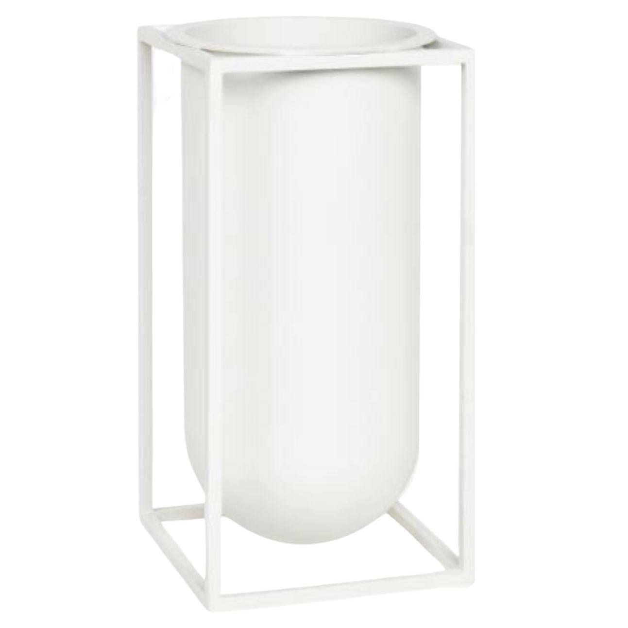 Weiße Lolo Kubus-Vase von Lassen