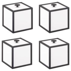 Juego de 4 cuadros blancos Caja 10 by Lassen