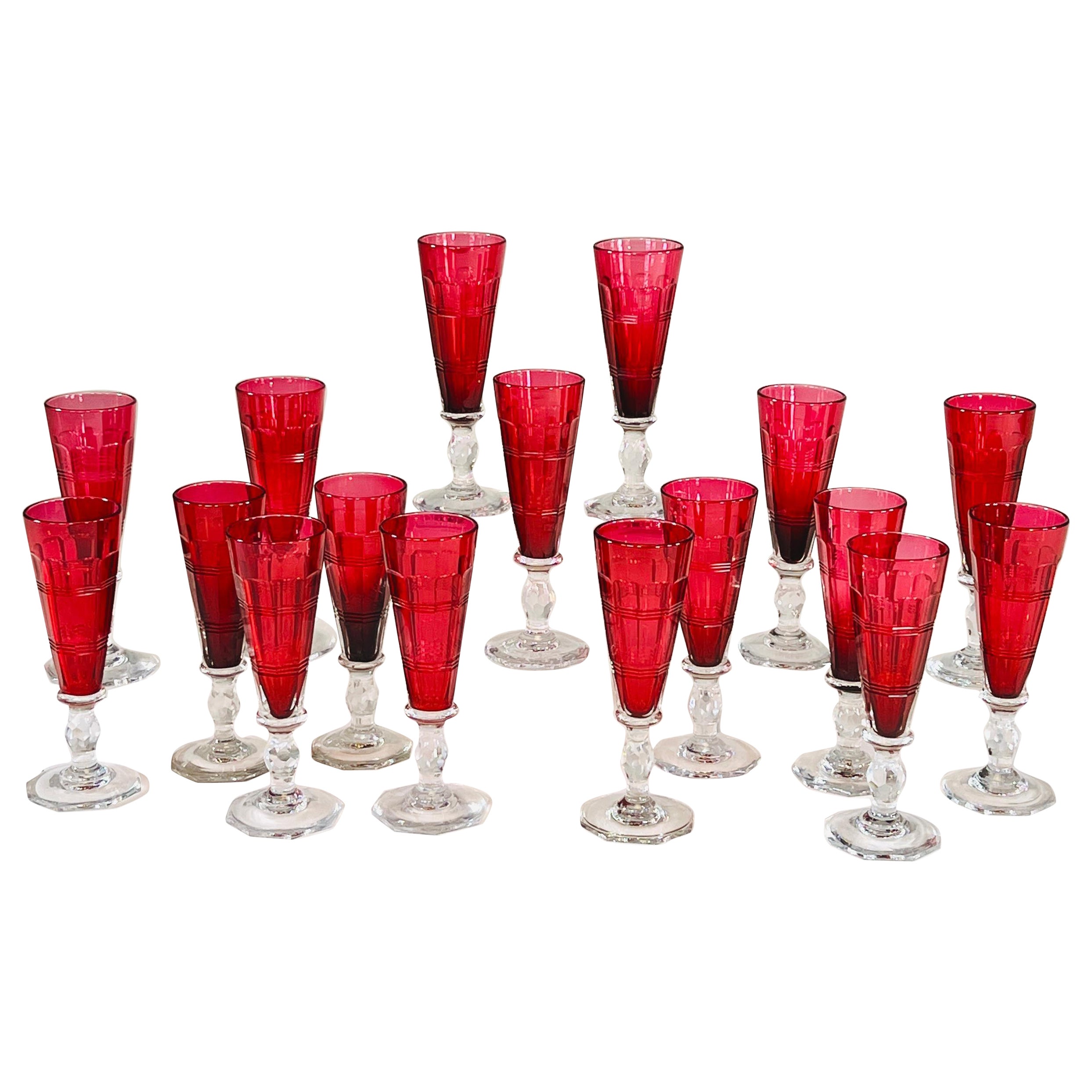 Set of 12 champagne glasses, first half of the 19th century - Ref