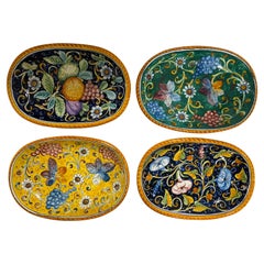 Set of Four Hand Painted Deruta Style Decorated Plates Serving Platters, Signed