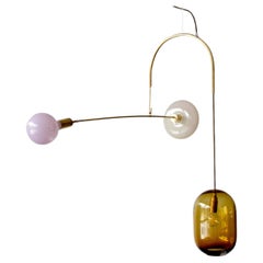 Lampe sculpturale n° 68 de Milla Vaahtera